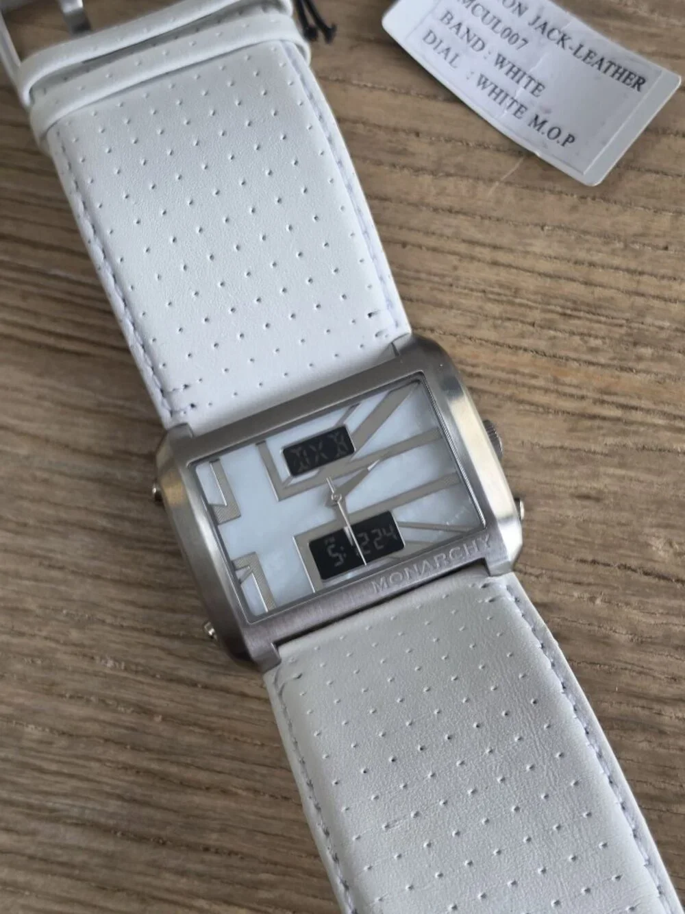Monarchy Union Jack NWT Watch Leather Strap MOP Dial Digital Display MCUL007